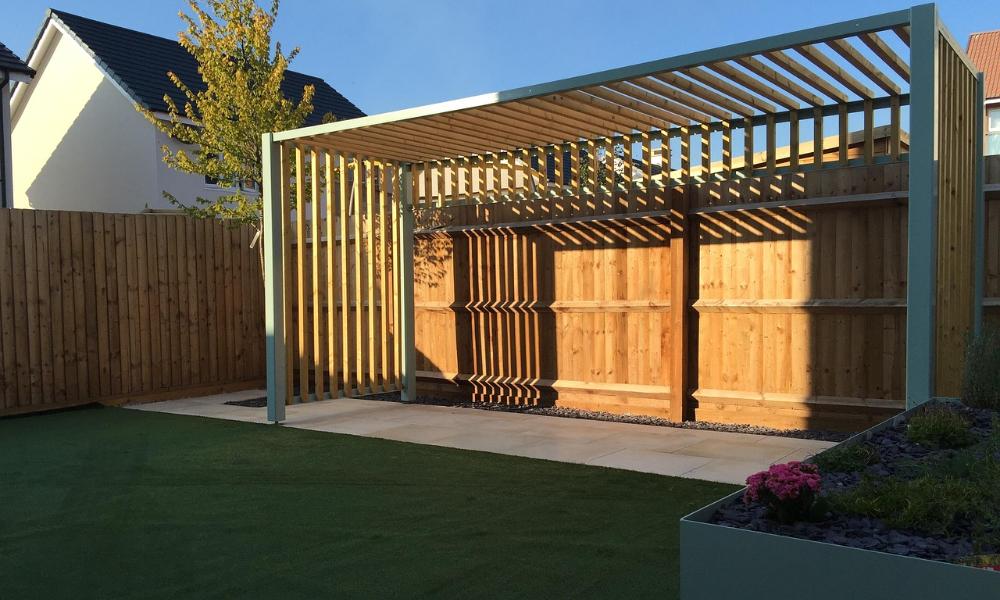 Najmodniejsze projekty altan ogrodowych